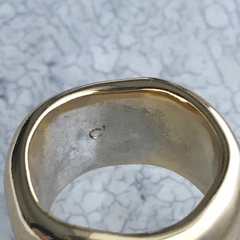 curvy ring